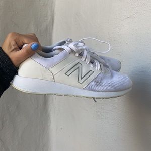 White new balance sneakers white